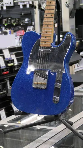 Fender - J Mascis Telecaster 2